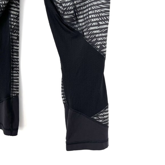 Lululemon Size 8 Pace Rival Crop Leggings Luxtreme Stripe Play Slate Black Grey - Picture 4 of 8